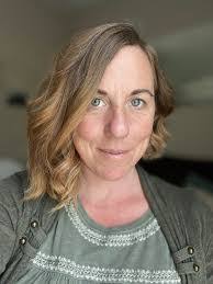 Alicia Simpkins's Instagram, Twitter & Facebook