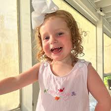 The end of summer is 🐟o-fish-ally🐟here for us with school starting back  today, but we had the best time last week slowing down and soaking up some  family beach time. Emmy was