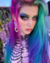 I went a little nuts with the last photo 😂 I also just added the other  moon chains to my shop. I'll be restocking the opal one soon. Link to my  shop