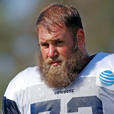 What's next for Cowboys All-Pro center Travis Frederick after autoimmune  disease diagnosis?