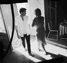 Jun 27, 2016 · kenneth branagh's romeo and juliet starring richard madden and lily james (review) well over a year ago when it was announced that richard madden would be playing romeo in kenneth branagah's romeo and juliet in london i knew instantly that i wanted to go. Nirnaetharnoediads Richard Madden And Lily James Out Of My Head