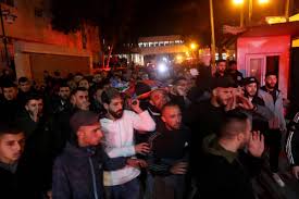PA security forces attack funeral procession in Jenin
