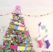 Arrange the peppermints in concentric circles on a baking sheet lined with greased parchment paper. 69 Unique Christmas Tree Decorating Ideas And Pictures 2020