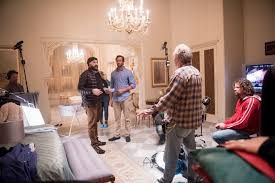 Арми хаммер, джейсон айзекс, назанин бониади и др. The Making Of Hotel Mumbai Here S What Went In To Making The Film