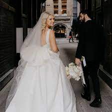 Monique Lhuillier Bliss Spring 2019 Bl19102 Used Wedding Dress Save 53 Detailed Wedding Dress Wedding Dresses Used Wedding Dresses