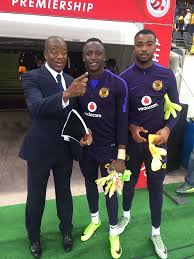 Статистика за клуб в чемпионате стран. Thabiso Tt Tema On Twitter Legendary Kaizerchiefs Keeper Williamshongwe With The Next Generation Bruce Bvuma And Luthando Sixhaso Ssdiski