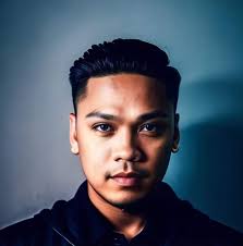 THE PEOPLE OF ISTANA (MALAGASANG)