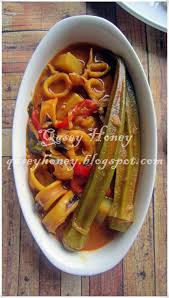 5 ekor sotong potong bulat 2 serai (hiris halus) Kari Sotong Qasey Honey