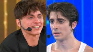 Последние твиты от alessandro amici(@alexamici). Deddy E Alessandro Finalisti Amici 2021 Maria De Filippi Fa Una Sorpresa Lanostratv