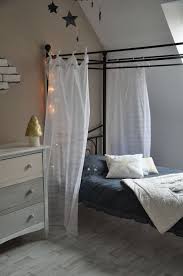 Voila Le Fameux Lit Dont Je Vous Parlais Ici Trouve Sur Le Bon Coin Comme D Hab Il Etait Rose F Deco Chambre Enfant Decoration Chambre Enfant Chambre Enfant