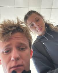 Solid first morning at the indoor facility at Bethel today. Sprints  accelerations and finishing with a couple tempo 200s, multis hurdles  accelerations LJ and tempo 200s and distance with 2 miles at