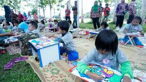 Sekolah merupakan suatu hal yang sangat penting untuk kehidupan manusia dengan tidak adanya sekolah, maka kualitas pendidikan masyarakat yang ada di indonesia jadi terganggu. Siswa Tk Dan Sd Diajak Cinta Lingkungan Pemerintah Provinsi Jawa Tengah