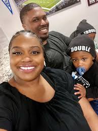 Large group dinner options in Lansing area