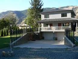 Houses With Garages Under An Underground Garage Below The House For Parking Boat And Jet Ski Garage House House Exterior House