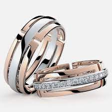 Best Costume Jewelry Jewelry Is No Longer Called A Woman S Best Friend It Is Also Very Appe Wedding Rings Designer Engagement Rings Traditional Wedding Rings
