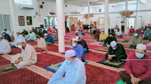 Ia terletak di utara semenanjung malaysia dan bersempadan dengan thailand di sebelah utara, dan kedah di sebelah selatan. Perlis Benarkan Solat Dengan Rapatkan Saf Di Masjid Bermula Esok 23 Mac 2021