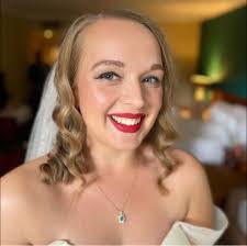 Sarah Poulton's Instagram, Twitter & Facebook