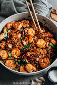 In a wok or frying pan over medium high heat, heat the oil or butter and cook the garlic for 1 minute, or until golden, stirring often. Xo Noodles With Shrimp Omnivore S Cookbook