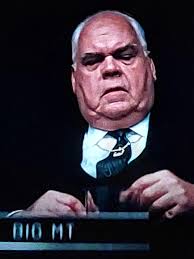 This is Sinclair? Looks nothing like he is depicted in Dead Money. :  r/Fallout