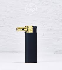 Der roller darf nur von einer person genutzt werden. Feuerzeuge Ideal Fur Bongs Wasserpfeifen Und Dabbing