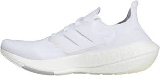 Some of the most comfortable running shoes in the adidas lineup, they have the boost midsole and adidas primeknit upper that ultraboost is known for. Laufschuhe Adidas Ultraboost 21 W Top4running De