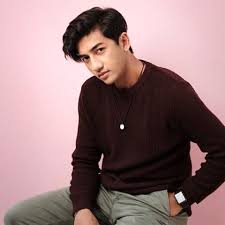 Sosoknya mencuri perhatian ketika menjadi model video klip 3 alumni indonesian idol musim kesepuluh tahun 2020 lalu: Profil Biodata Dan Foto Harris Vriza Info Tentang Selebriti