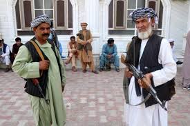 Após 20 anos da chegada das tropas americanas ao afeganistão, o talibã recuperou o controle do país. Talibas Afirmam Que Ja Controlam 85 Do Territorio Do Afeganistao Mundo Edicao Brasil Agencia Efe