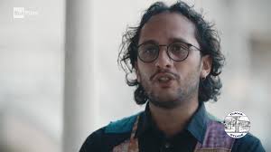 GLI ARTISTI DI STRADA DELLA PROVINCIA E GIOVANNI ALLEVI NEL PROGRAMMA  “ALLEVI IN THE JUNGLE: INTERVISTA A MARIO FERRAIOLO DI SALERNO E VINCENZO  ROMANO DI PAGANI!, Giovanni Allevi, celebre pianista e ...