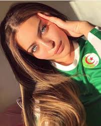 Very Beautiful Algerian Girl Discover The Beauty Of The Girls Of Algeria Girl Cute Algerian Eyes Beauty Beauty Girl Hair Beauty