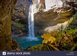 Even if you visited the place before it will look different every time you come back. Berg Berge Herbst Kanton Glarus Schweiz Europa Wasserfall Berglistuber Wasserfall Linthal Klausenpass Wasser Stockfotografie Alamy