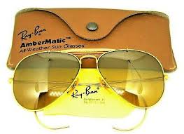 Boss, model ni kalau boss tak pernah nampak memang pelik pasal model ni memang artis. 32 Rayban Ideas