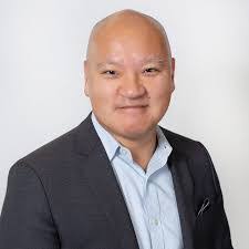 Eric Albert's Instagram, Twitter & Facebook