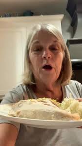 I just screamed so loud 😂😩 this man is funny 😄