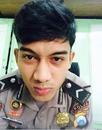 Hasil gambar untuk ganteng indo