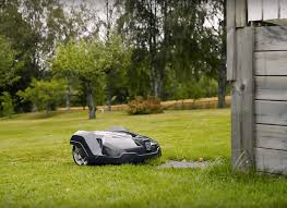 Robotic lawn mower is for those people who wish to spend leisure time in something more creative and interesting rather than cutting the large field grass. Robotic Lawn Mowers Are They Worth It Gardenista