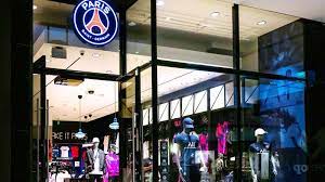 Evoluant en première division du championnat de france depuis 1974, le psg détenait fin 2015 un palmarès de 25 titres nationaux, un record partagé avec son grand adversaire, l'om. Paris Saint Germain Fanatics Reveal New Los Angeles Store Paris Saint Germain