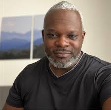 When planning a shoot as both photographer and stylist, which method is  best?