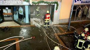 Modenschau im herzen von langerwehe. Wohnungsbrand
