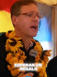 Para que la Economía funcione debemos garantizar que todos tengan la  posibilidad de trabajar... #jaimedunnpresidente2025🇧🇴🗽 #liberal #trabajo  #javiermilei