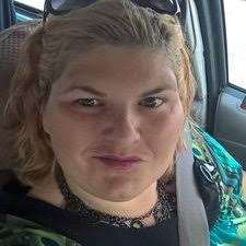 Brandy Decker's Instagram, Twitter & Facebook