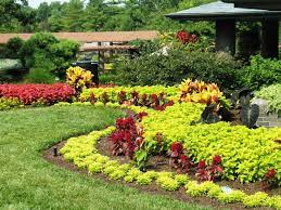 Whether you have a small space or expansive property, these plans will help you create gorgeous gardens you'll love spending time in. Lawn Landscape Garden Design