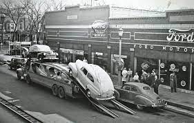 Jim Mills Ford The Old Motor Car Ford Old Classic Cars Car Dealership