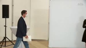 Hat eine ehefrau das recht zu erfahren, dass sie betrogen wird? Nachrichten Zum Tag Apa