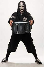 Joey jordison subs on a metallica gig in 2004 what a dream come true, the slipknot drummer once remarked of the time he stepped in for an ailing lars ulrich at the last minute. 46 Joey Jordison Ideas Slipknot Metal Music Corey Taylor