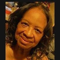 Edna Arrington's Instagram, Twitter & Facebook