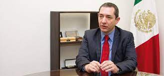 Ejecutar y dar seguimiento a los acuerdos y resoluciones del comité coordinador y del órgano de gobierno, así como elaborar y certificar los acuerdos e instrumentos jurídicos que se aprueben en dichos órganos colegiados. Ricardo Salgado Perrilliat Foto Internet