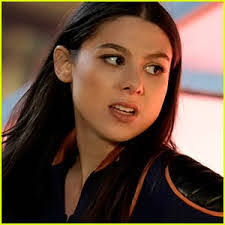 Kristen Miley's Instagram, Twitter & Facebook