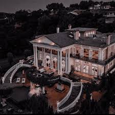 pin by sara on my fam new planning in 2021 dream house decor luxury homes dream houses dream house interior