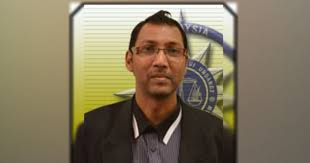 Closed on saturdays, sundays and public holidays (except the library, which is open from 9:00 am to 1:00 pm on saturdays). Salim Bashir Elected As New Bar Council President