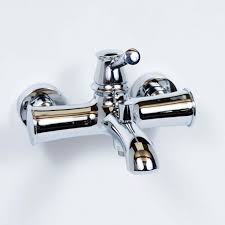Robinet Mitigeur De Baignoire Mural Chrome Rue Du Bain Robinet Baignoire Robinet Design Robinet